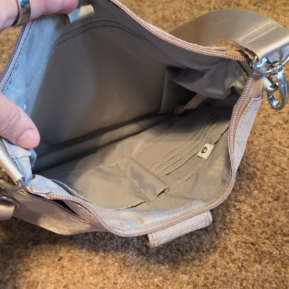 Baggallini Shimmering Tan Shoulder Bag - Picture 3 of 3